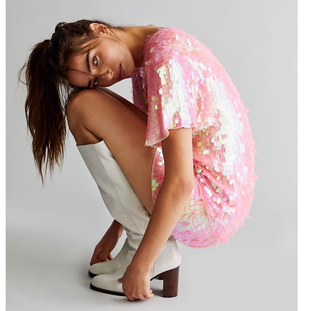 Jen’s Pirate Booty Teardrop Black Water Mini Dress